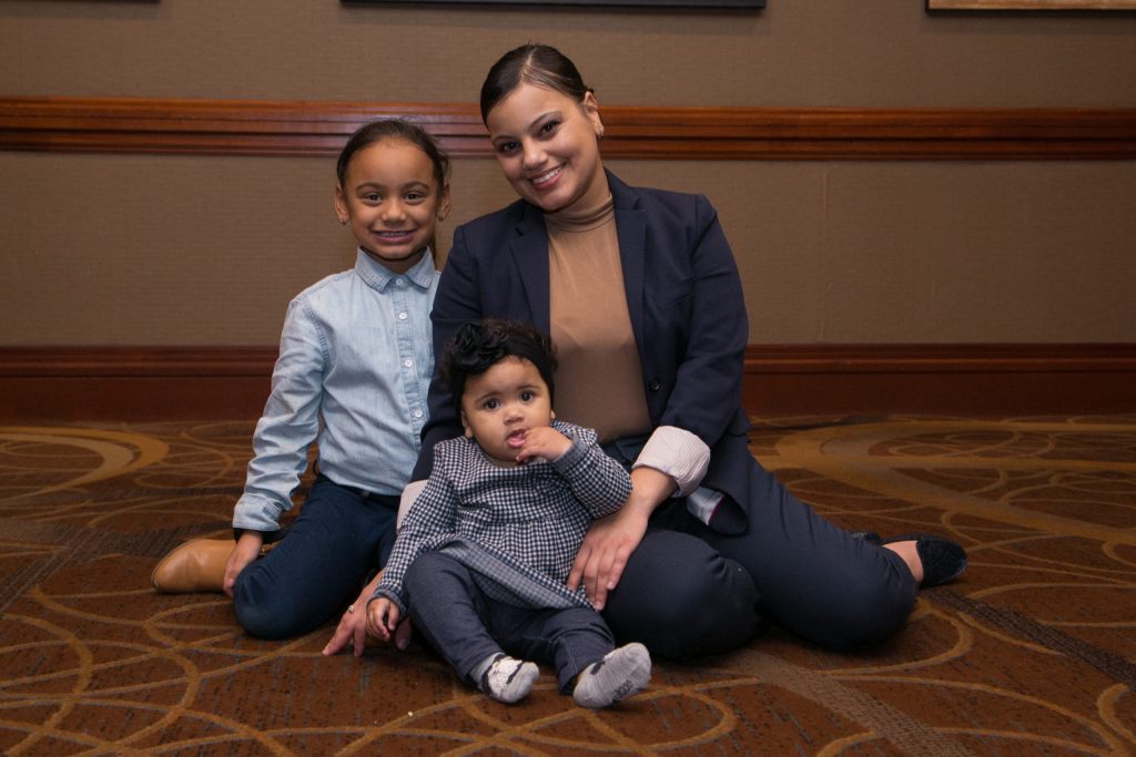 Jazmin with her two daughters