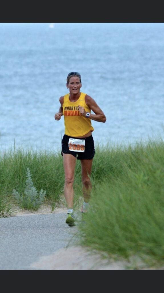 40-time-marathon-runner-supports-FamilyAid-during-2021-Boston-Marathon